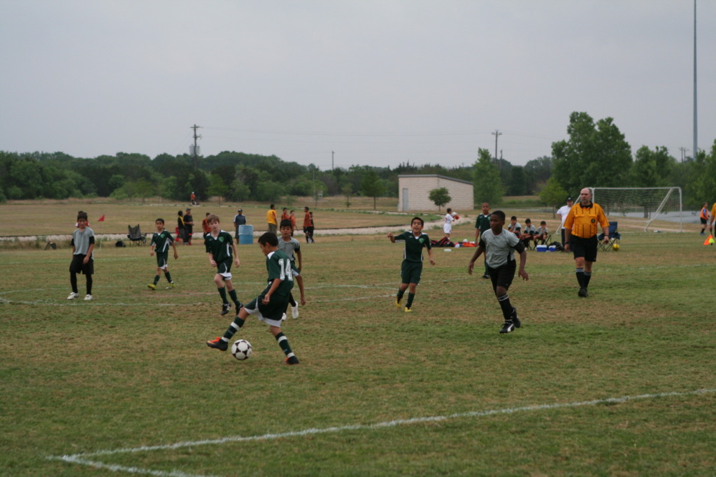 2011/04(April)/soccer/1024x768_2011-04-30-Soccer Tournament-66.JPG